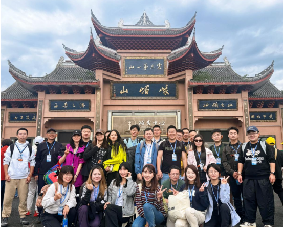 精彩良友｜凝心聚力攀高峰，攜手同行啟新程